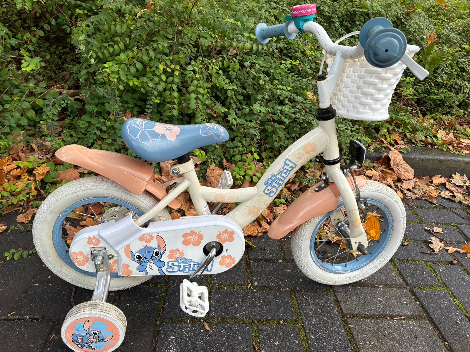 Stitch meisjesfietsje 12,5”, Ophalen, Terugtraprem, Zijwieltjes, Gebruikt