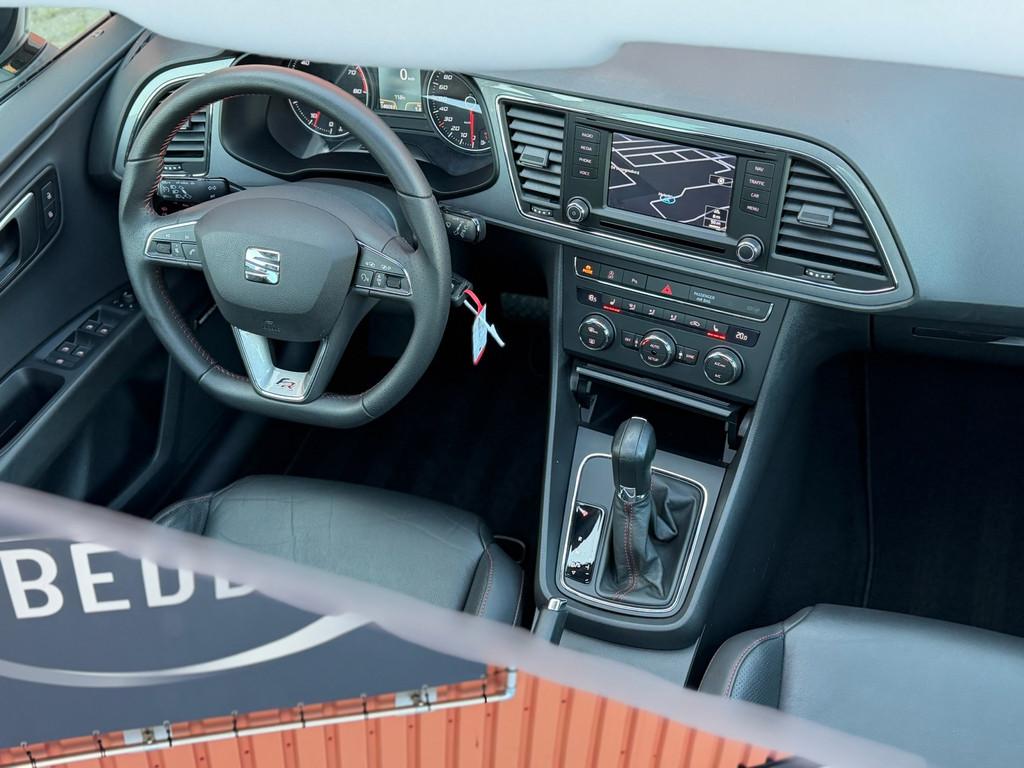 Seat Leon 1.8 TSI FR Pano Leer Seatsound Cruise PDC Stoelvw, Auto's, Gebruikt, Zwart, 4 cilinders, Leon