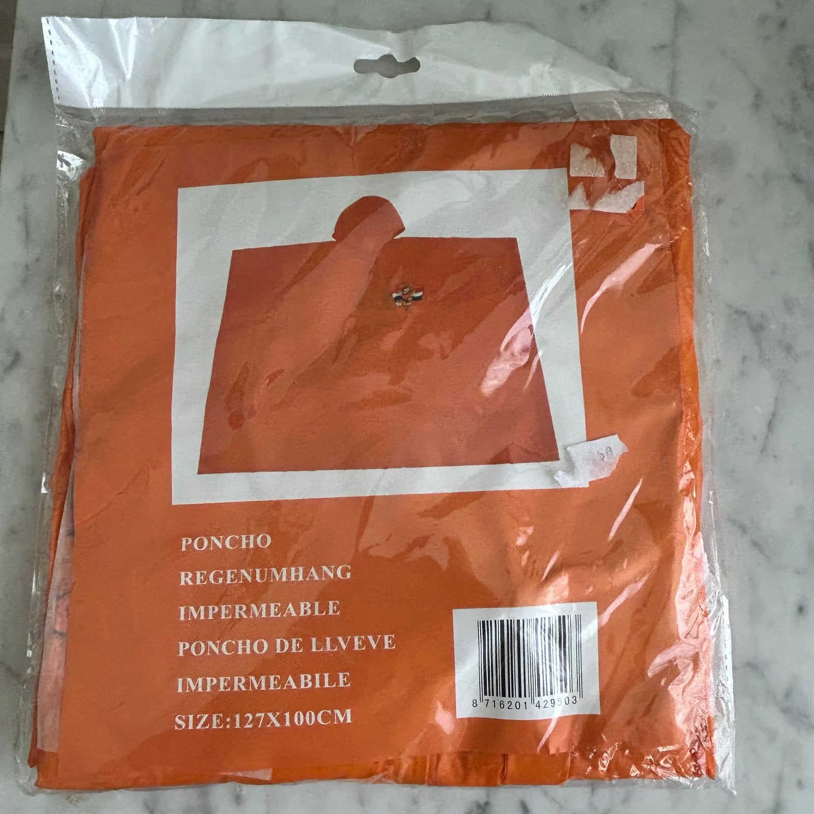 WK voetbal AKTIE! Nieuwe Oranje Regenponcho - 127x100cm, Ophalen of Verzenden, Nieuw, Regenponcho, Heren