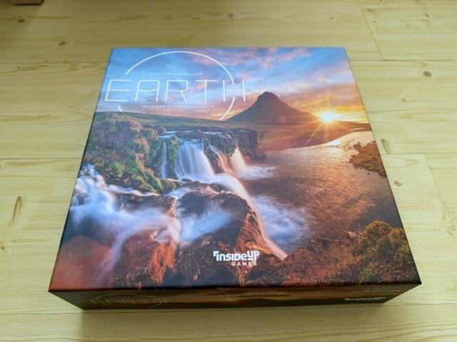 Earth, Een of twee spelers, Ophalen of Verzenden, Zo goed als nieuw