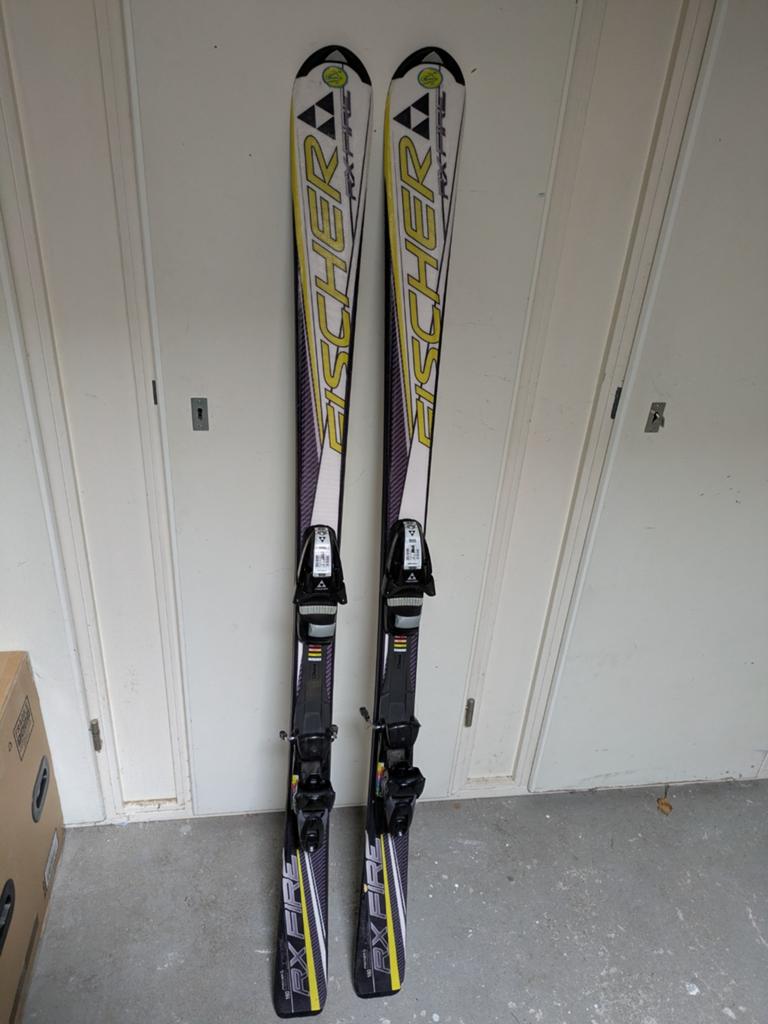 Fischer RX Fire Ski's 160 cm met bindingen, Sport en Fitness, 160 tot 180 cm, Ophalen of Verzenden, Skiën, Ski's