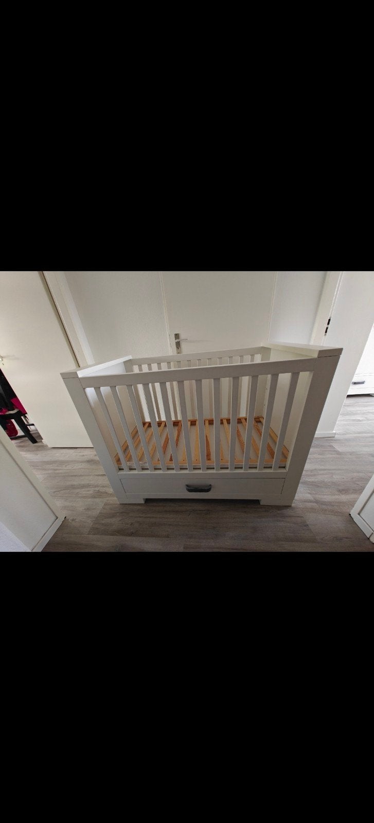 Ledikantje brent kidsmill, Ophalen, Zo goed als nieuw, Minder dan 140 cm, Minder dan 70 cm