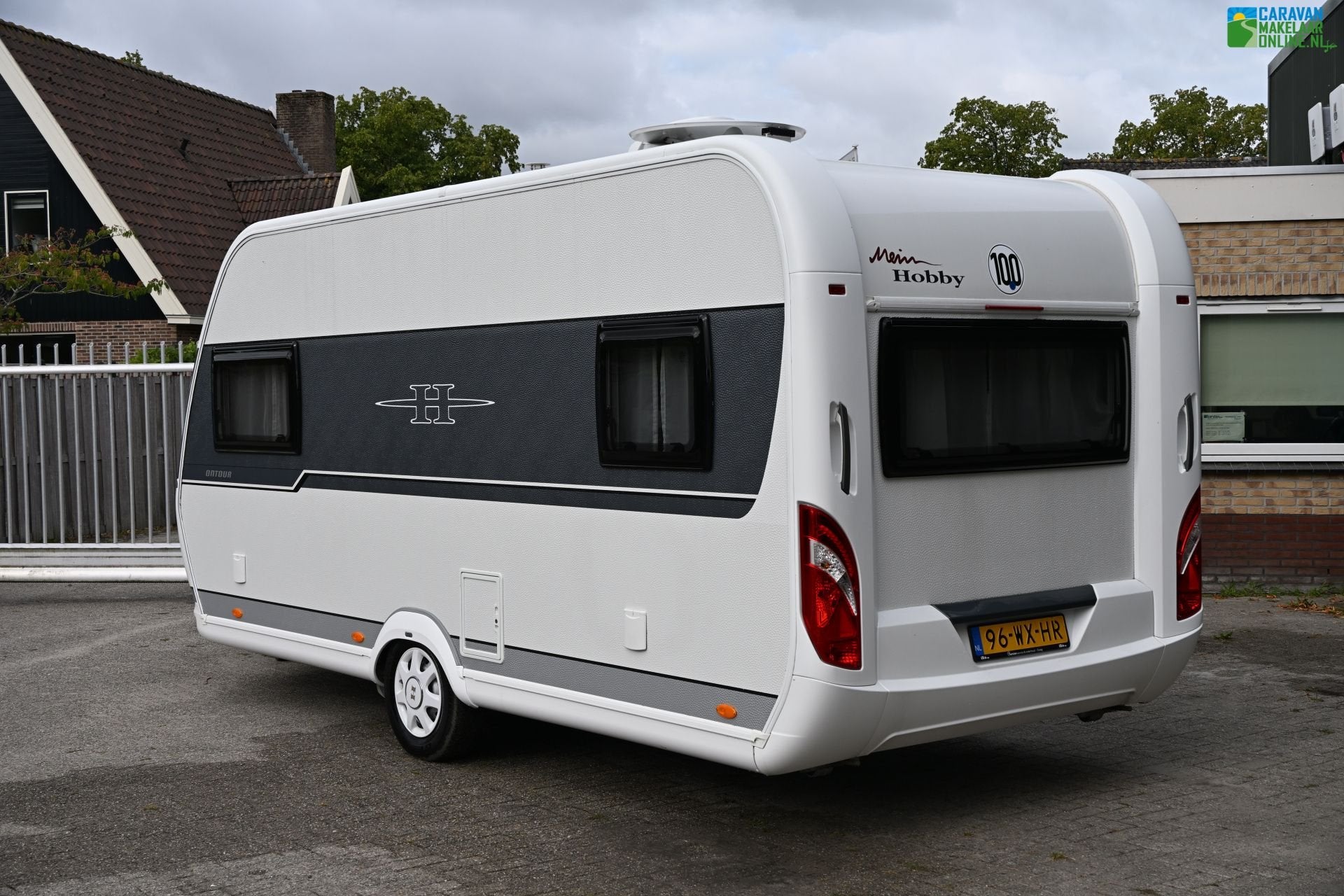Hobby On tour 460 DL Enkbedden|Mover|Fietsdr|Voortent etc., Standaardzit, Kachel, Hobby, Bedrijf