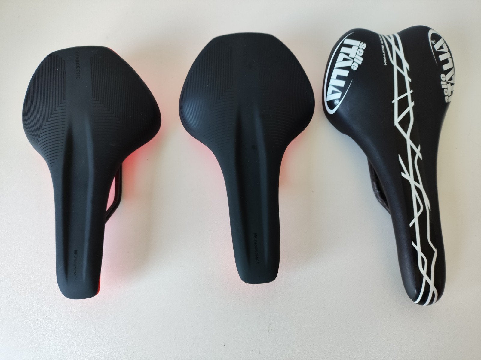 Nieuwe fietszadels en zadelpennen: Cube, Selle Italia, Pro, Ophalen of Verzenden, Zadel, Carbon