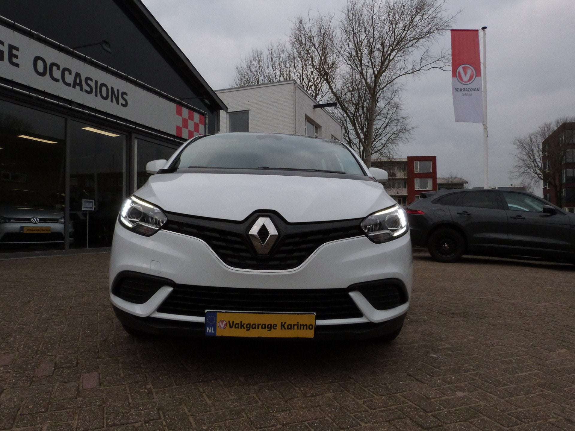 Renault Scénic 1.2 TCe Life (bj 2017), Auto's, Renault, Voorwielaandrijving, Gebruikt, 4 cilinders, 1850 kg