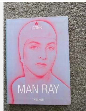 Man Ray Icons - Taschen, Ophalen of Verzenden, Zo goed als nieuw, Overige onderwerpen, Man Ray