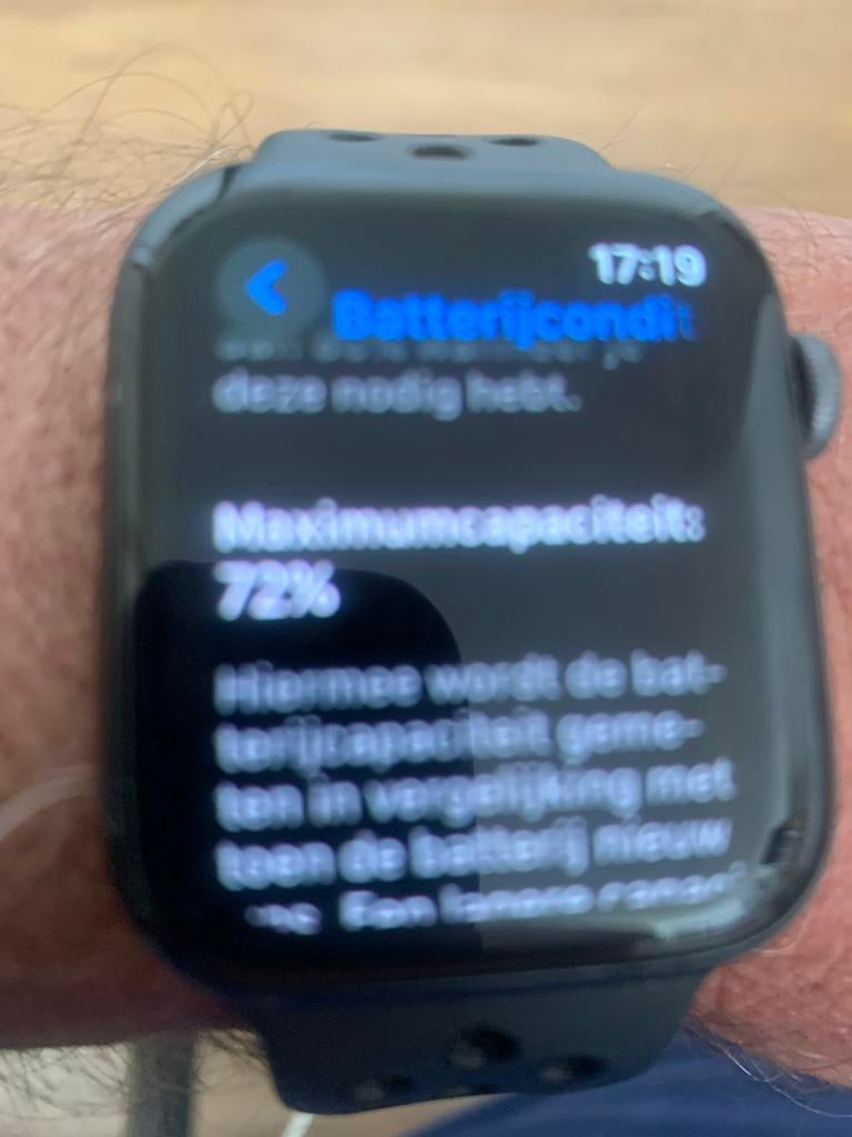Apple Watch Series 6 GPS 44mm - 72% batterijconditie, Ophalen of Verzenden, Zo goed als nieuw