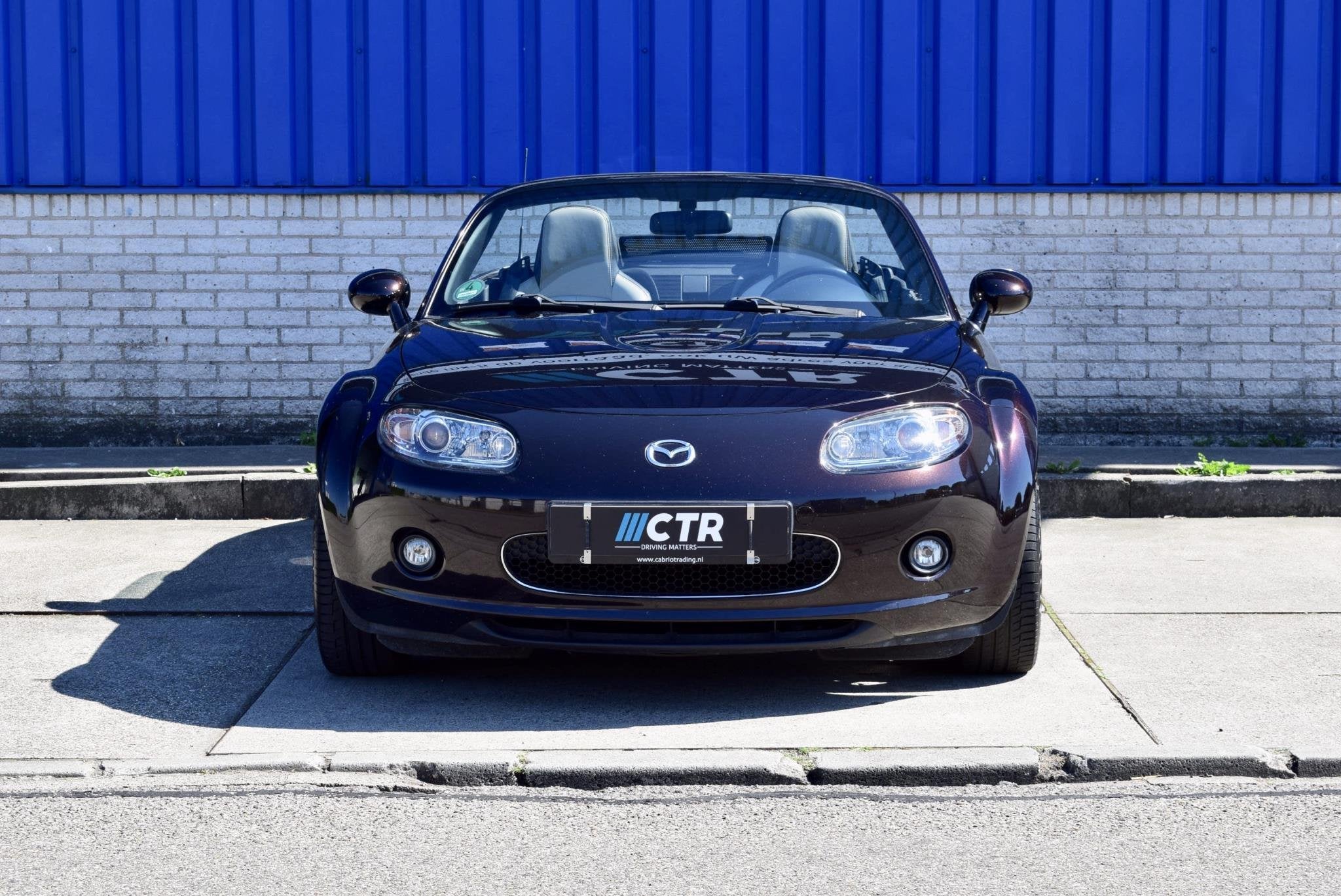 Mazda MX-5 1.8 Mithra Climate control leer 17 ïnch Volledig, Auto's, Dealer onderhouden, Achterwielaandrijving, Gebruikt, Beige