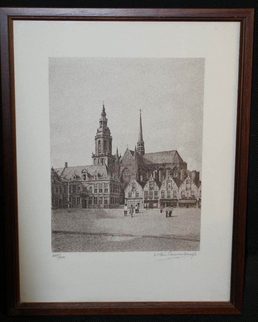 Ets - Léo Van Cauwenbergh (1921) - Grote Markt van Veurne., Antiek en Kunst, Ophalen of Verzenden, Gravure, 37 cm, 29 cm