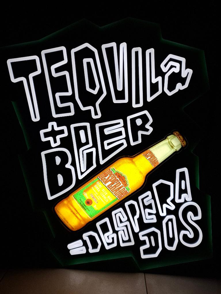 Zeldzame lichtreclame Desperados bier, Ophalen of Verzenden, Nieuw, Lichtbak of (neon) lamp
