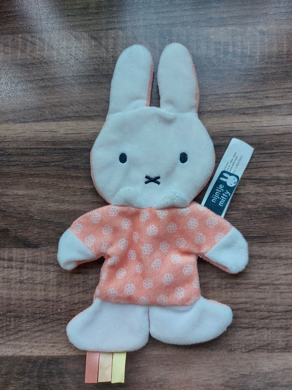 Tiamo Knisper Nijntje in nieuwstaat Nijntje Miffy nieuwstaat, Kinderen en Baby's, Speelgoed | Knuffels en Pluche, Konijn, Nijntje