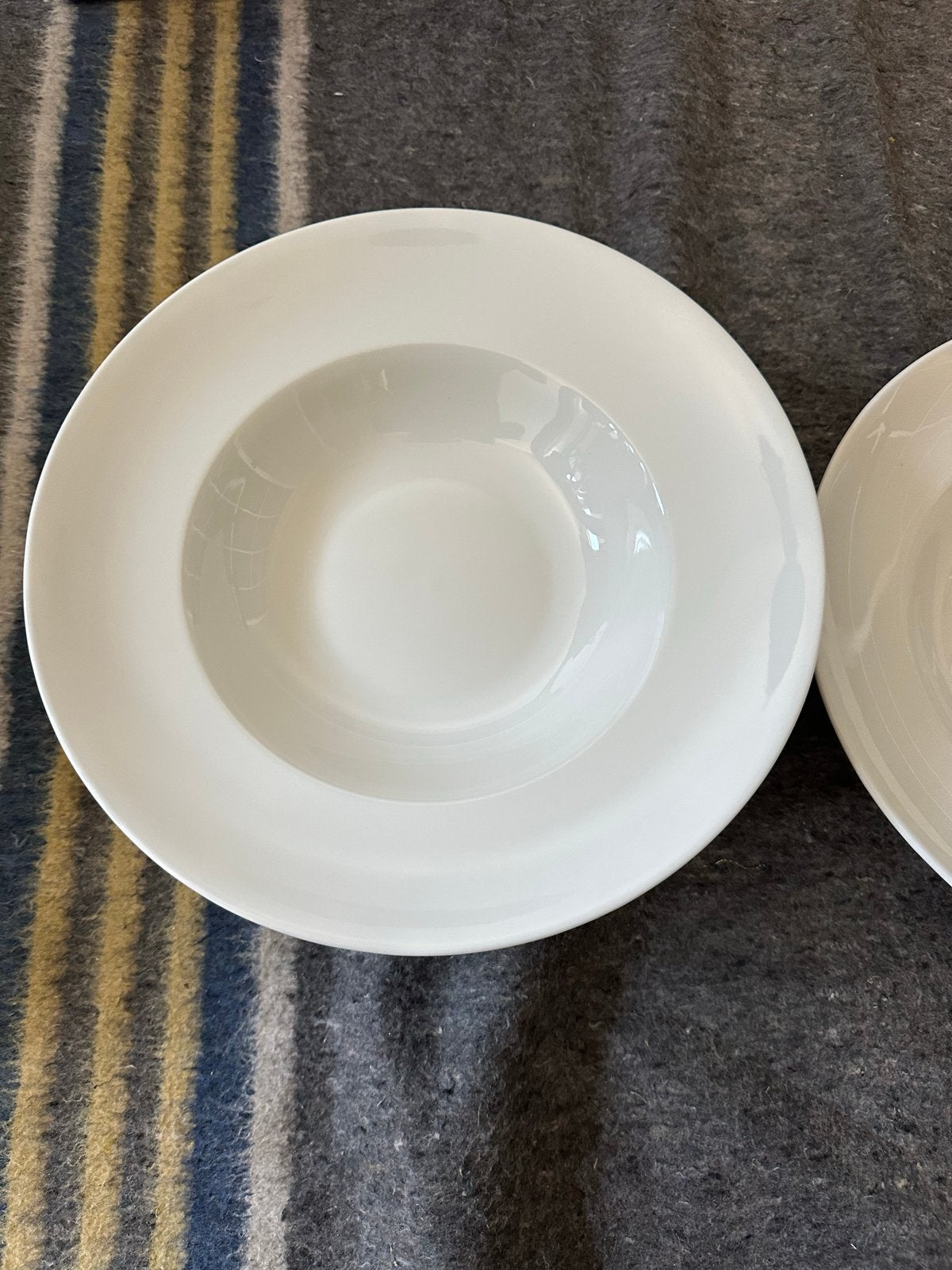 6 Witte Diepe Borden - 30cm Diameter, Ophalen, Zo goed als nieuw, Keramiek, Bord(en)