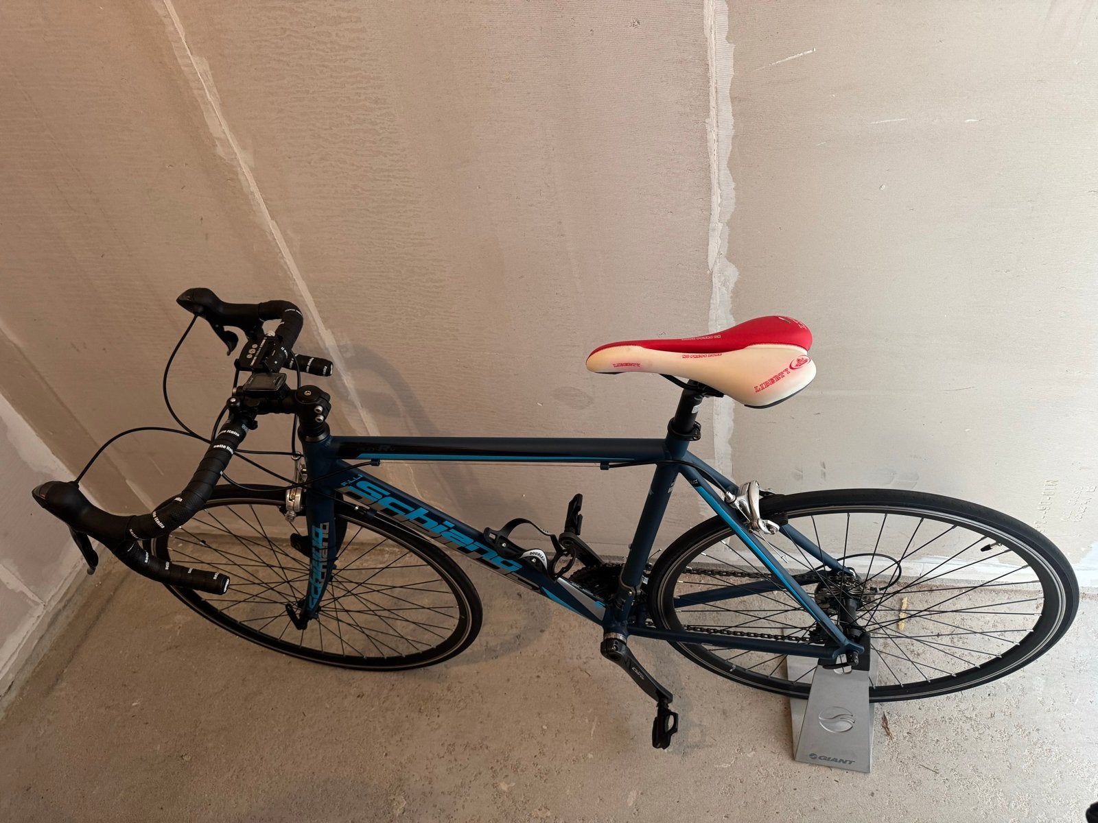 Schwinn racefiets - Zo goed als nieuw (amper gebruikt), Fietsen en Brommers, 28 inch, Aluminium, Zo goed als nieuw, Meer dan 20 versnellingen