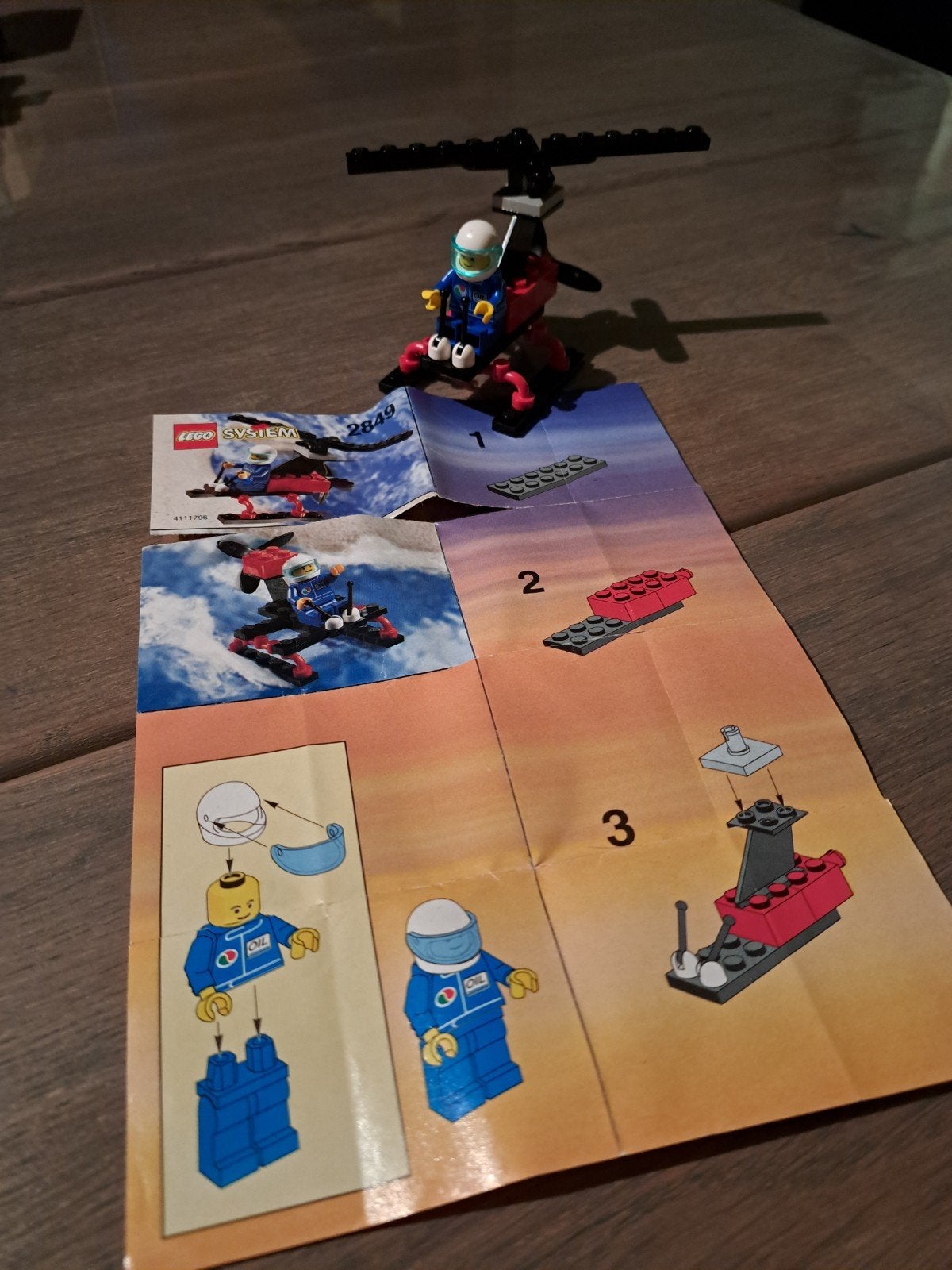 LEGO System 2849 Helikopter met Piloot en Instructieboekje, Ophalen, Zo goed als nieuw, Overige merken