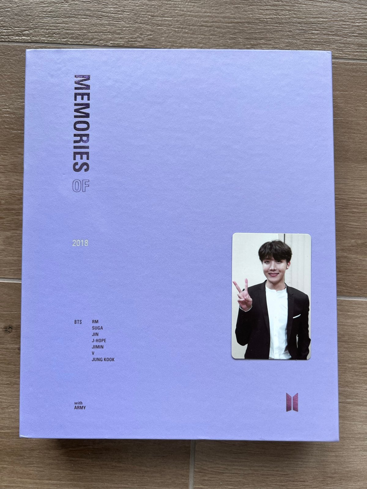 BTS Memories of 2018 DVD met J-Hope photocard, Alle leeftijden, Verzenden, Zo goed als nieuw, Inclusief boekje