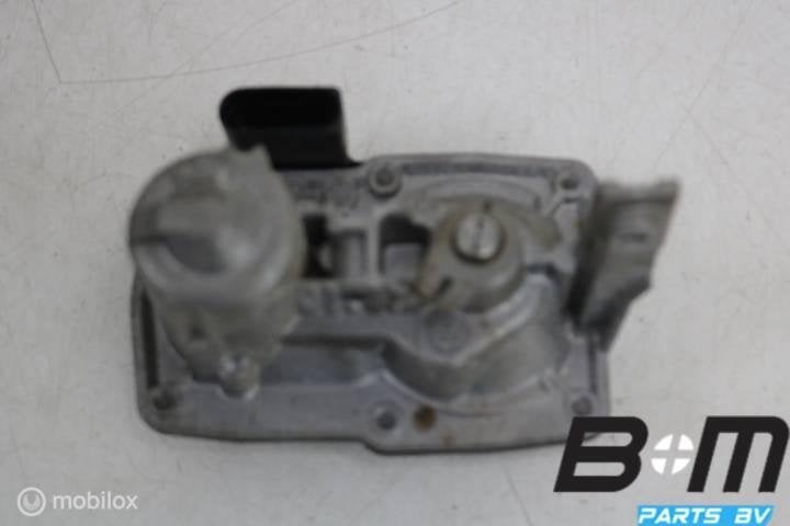 Klep in uitlaat VW Scirocco FL 5Q0253691H, Gebruikt
