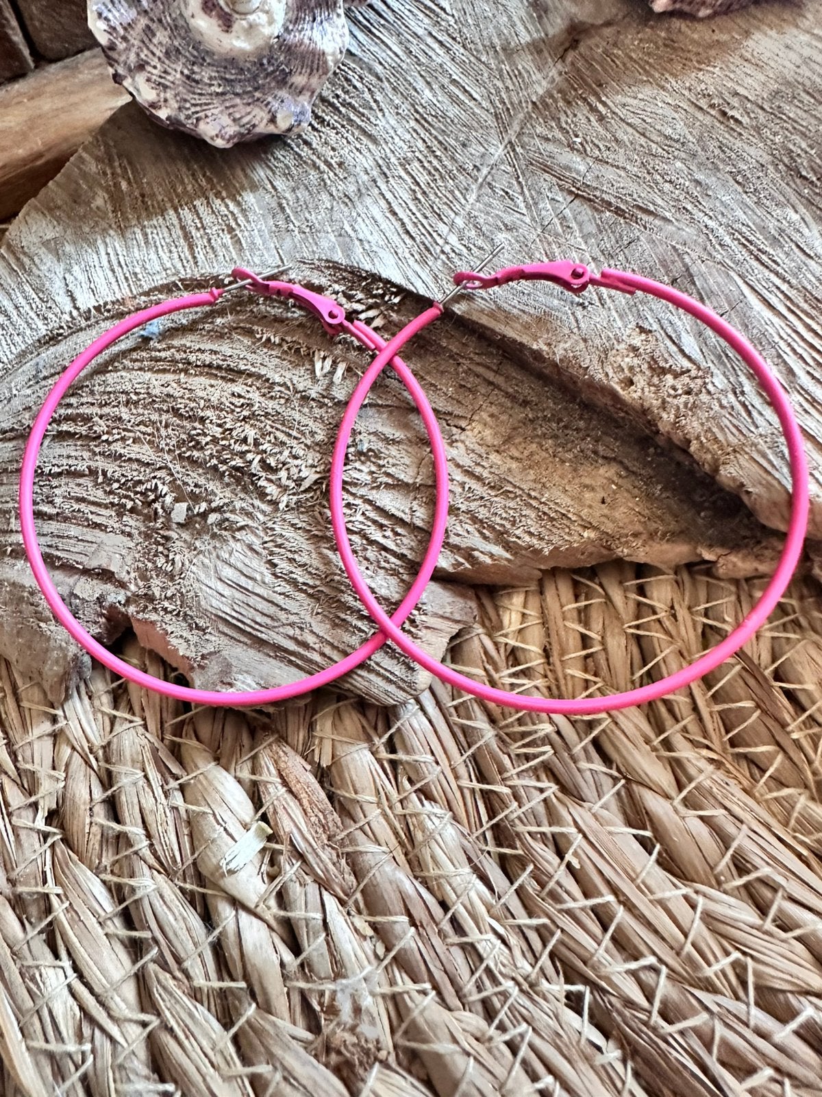 Boho oorbellen / creolen / roze / nieuw, Ophalen of Verzenden, Nieuw, Roze, Overige materialen