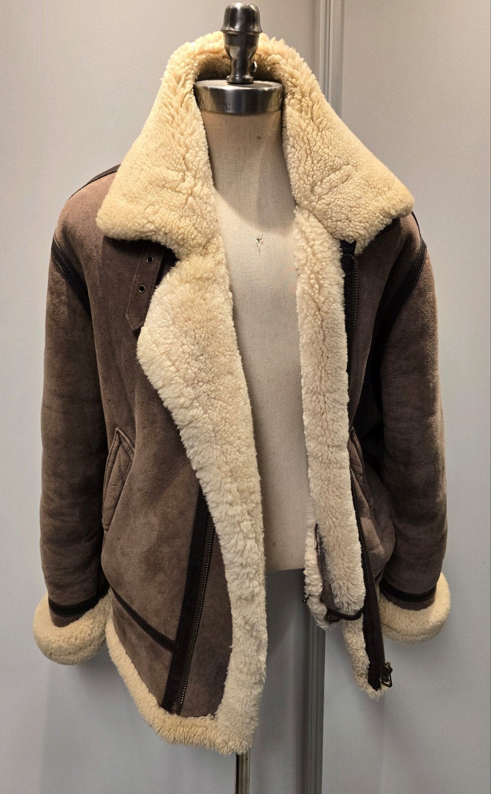 Heren lammy coat pilotenjas - maat L - lamsleer en lamsvacht, Kleding | Heren, Ophalen of Verzenden, Gedragen, Bruin