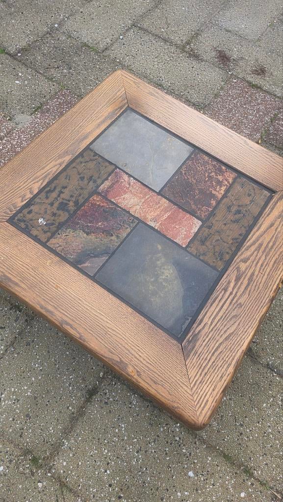 Zware Eiken Salon Tafel met Ingelegde Sier Plavuizen, Huis en Inrichting, Tafels | Salontafels, Ophalen, Gebruikt, 50 tot 100 cm