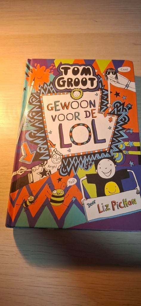Tom Groot: Gewoon voor de lol - Liz Pichon, Boeken, Ophalen of Verzenden, Zo goed als nieuw, Liz Pichon, Fictie algemeen