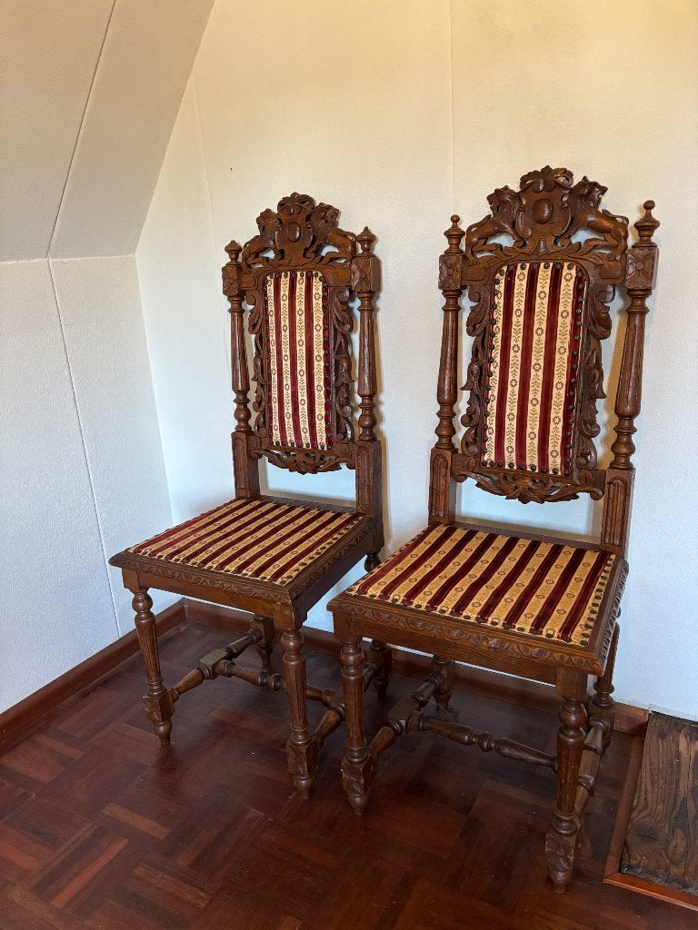 Neo Renaissance stoelen, Ophalen