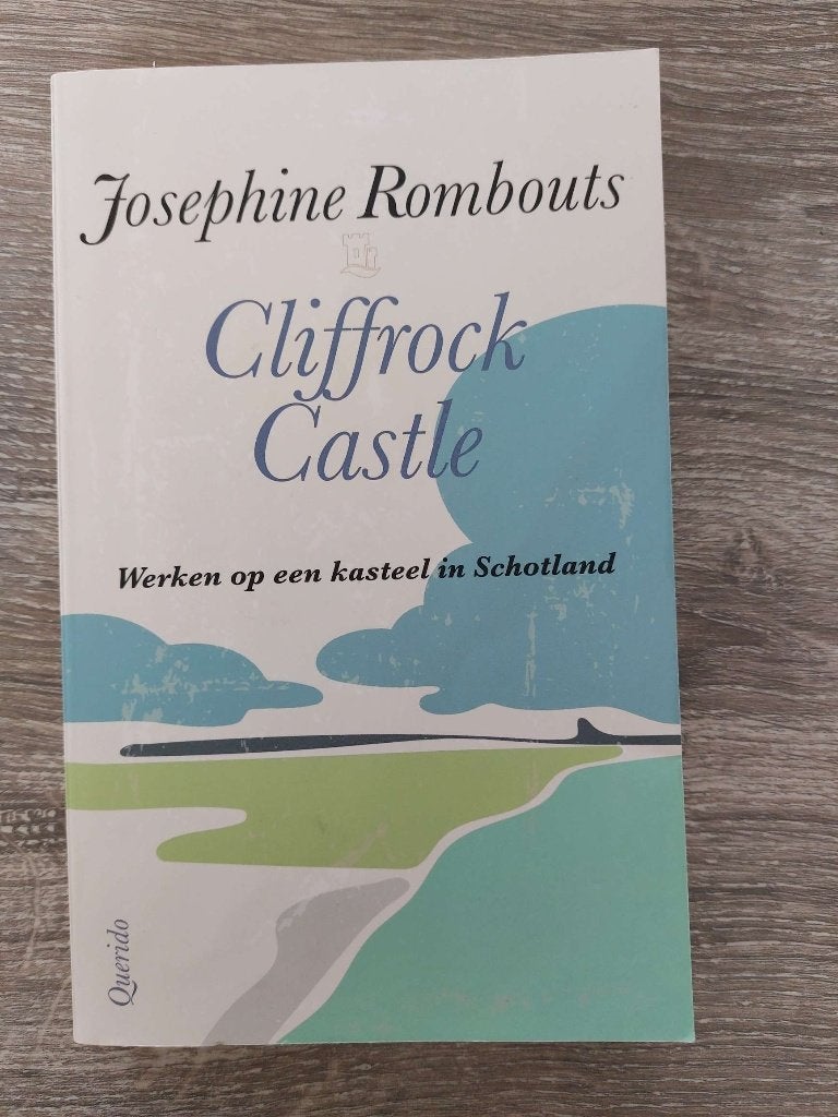 Josephine Rombouts - Cliffrock Castle 1, Boeken, Romans, Zo goed als nieuw, Ophalen of Verzenden