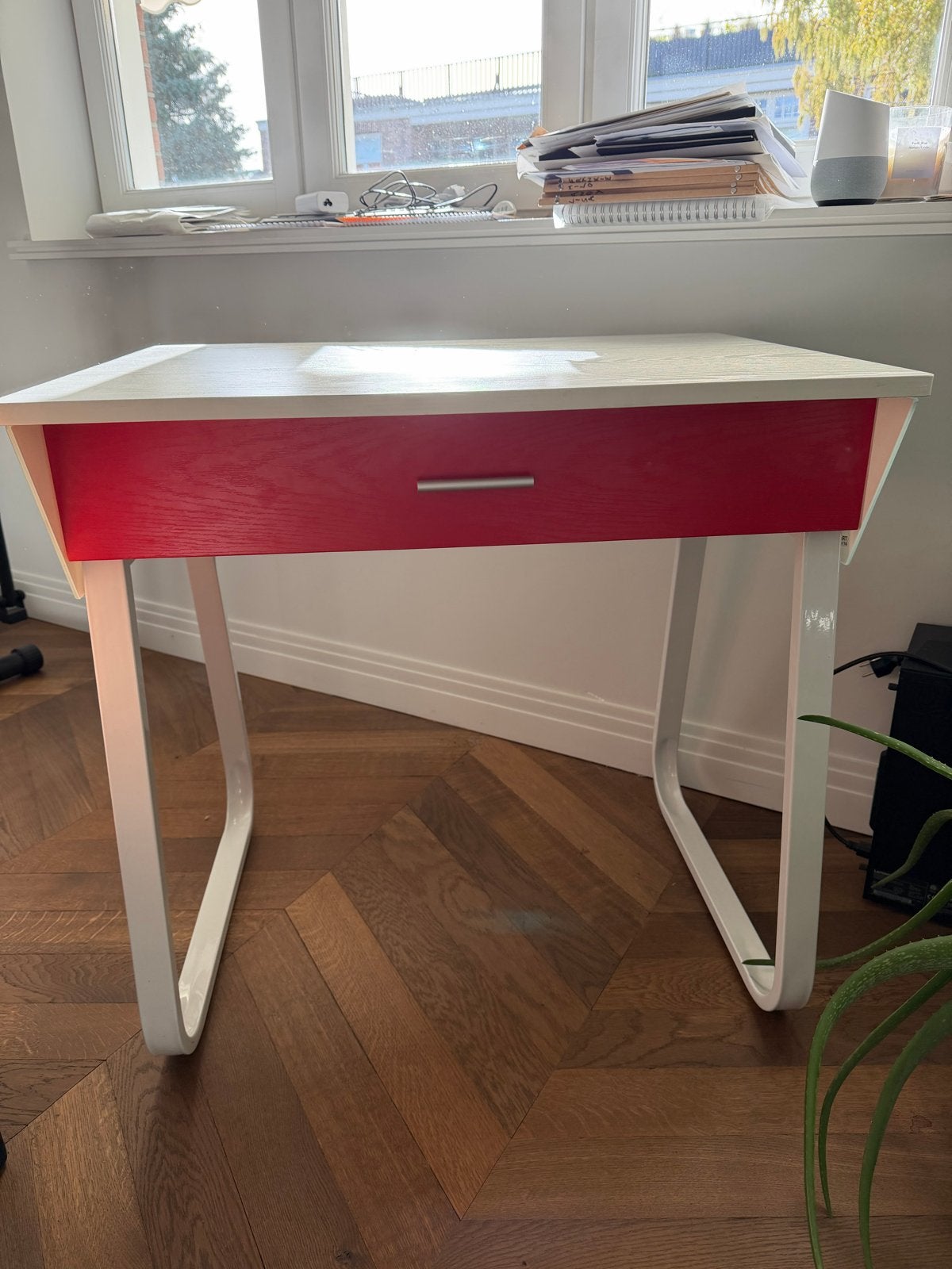 Piranha Tope Bureau - Wit met Rode Lade, Ophalen, Gebruikt, Met lades, Spaanplaat of MDF