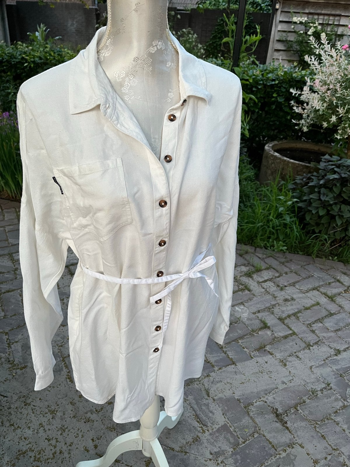 Witte zwangerschap blouse met ceintuur super mom XL, Kleding | Dames, Positiekleding, Wit, Maat 46/48 (XL) of groter, Ophalen of Verzenden
