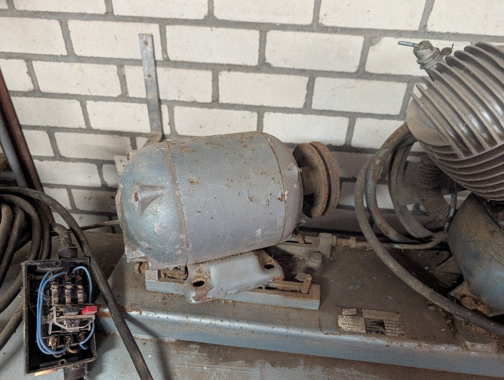 Oude compressor, Ophalen, Gebruikt, Minder dan 200 liter/min, 10 bar of meer