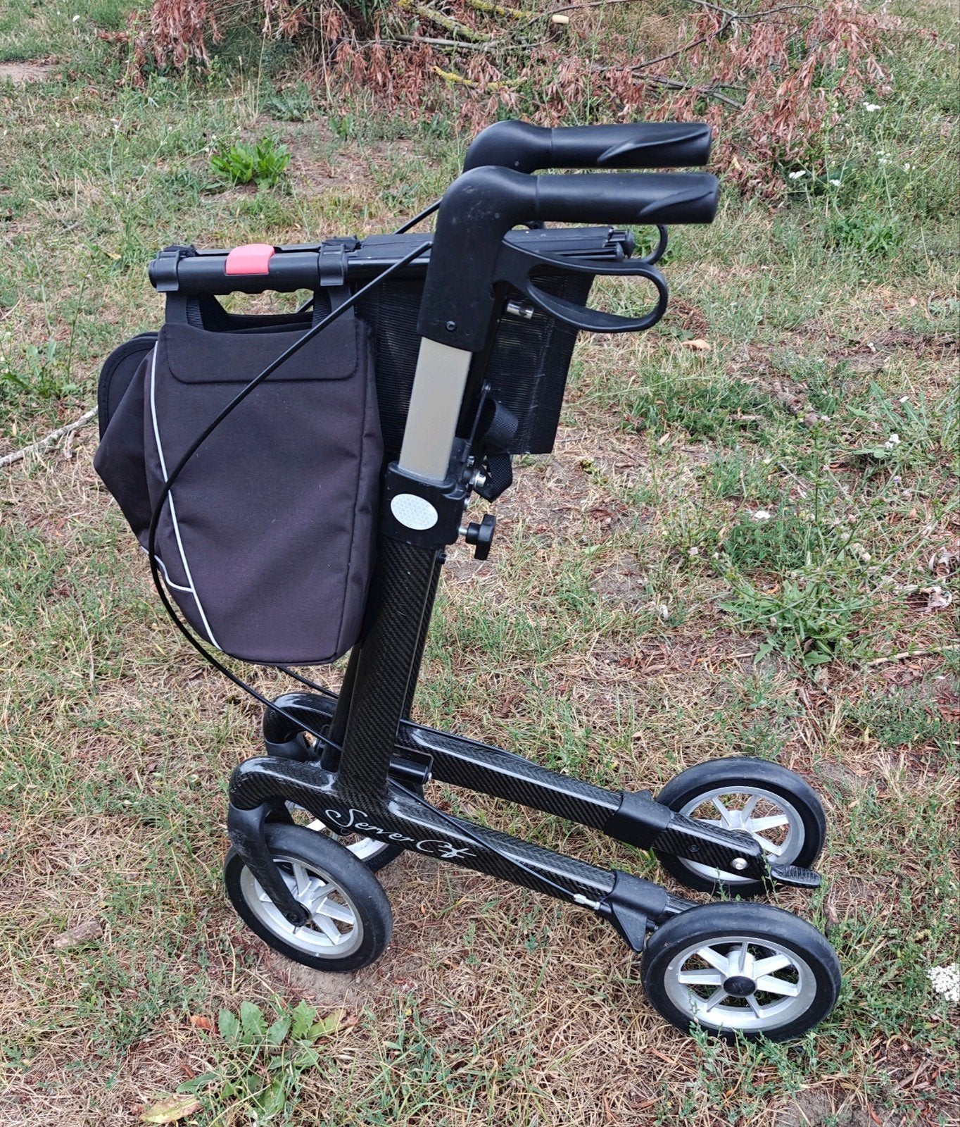 Streamer Carbon Fibre rollator maat L, Diversen, Rollators, Zo goed als nieuw, Lichtgewicht, Opvouwbaar, Ophalen of Verzenden