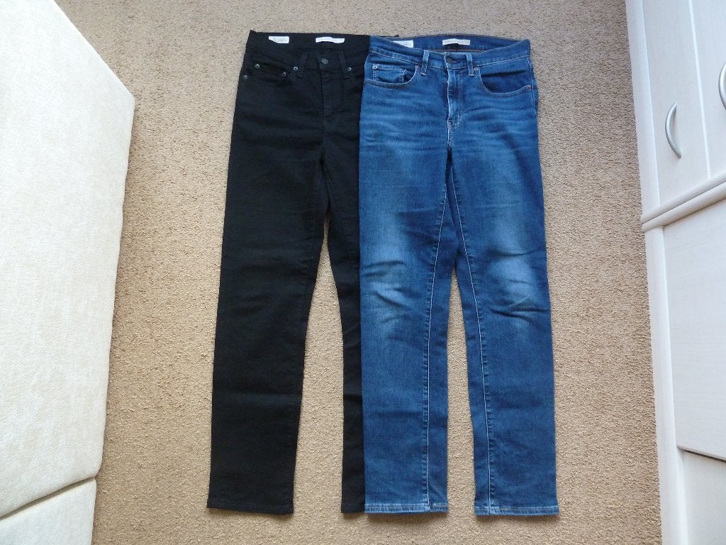 2 x Levi's 724 High Rise Straight 27 nieuw, Ophalen of Verzenden, Nieuw, Blauw, W28 - W29 (confectie 36)