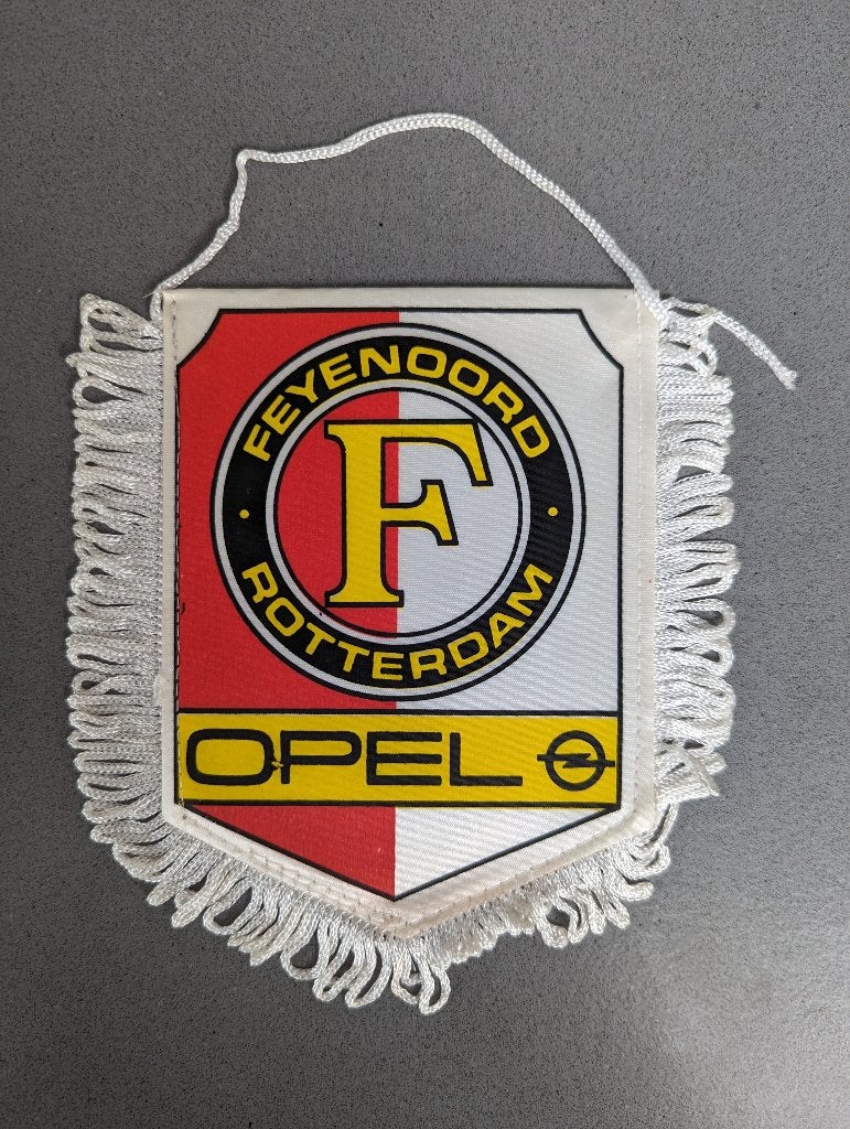 Vintage vaantje Feyenoord / Opel (jaren 80), Verzamelen, Sportartikelen en Voetbal, Ophalen of Verzenden, Zo goed als nieuw, Feyenoord