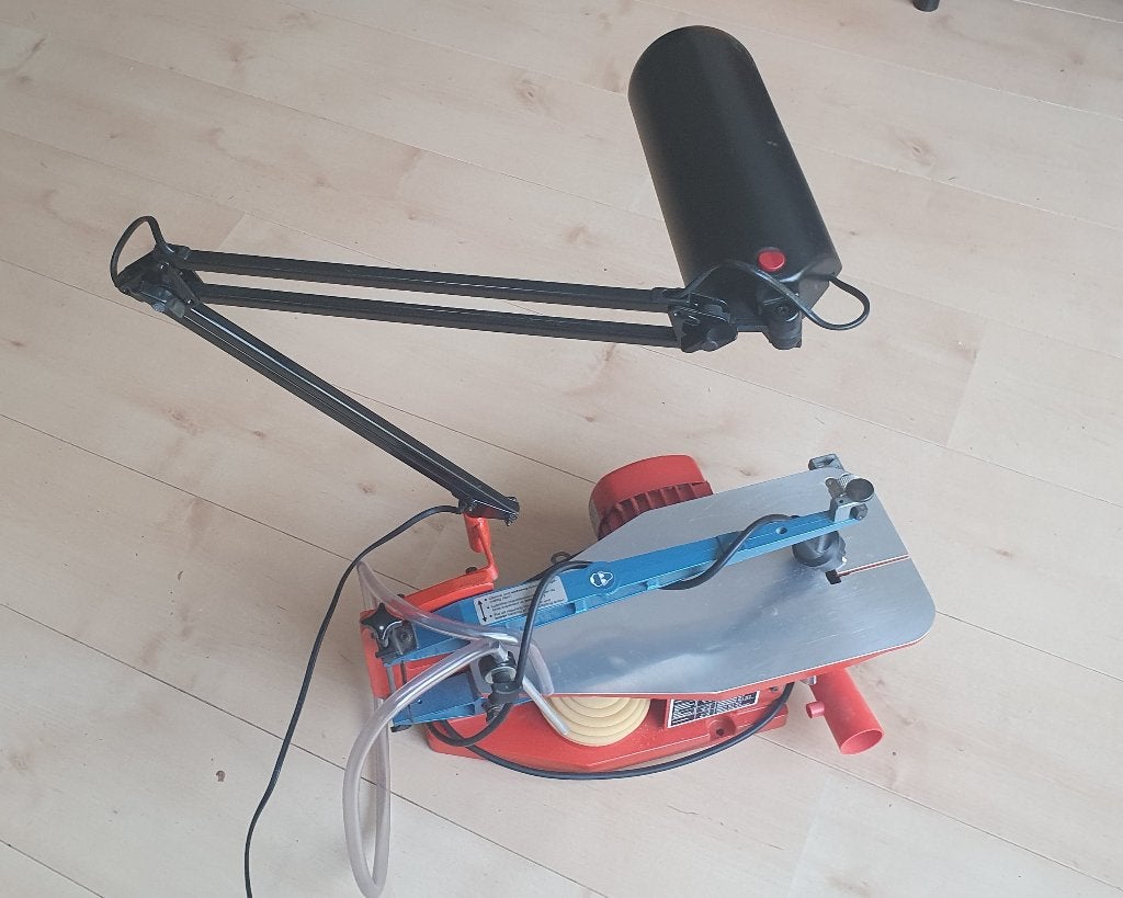 Hegner Multicut-1 figuurzaagmachine met machineverlichting, Doe-het-zelf en Verbouw, Ophalen of Verzenden, Minder dan 600 watt
