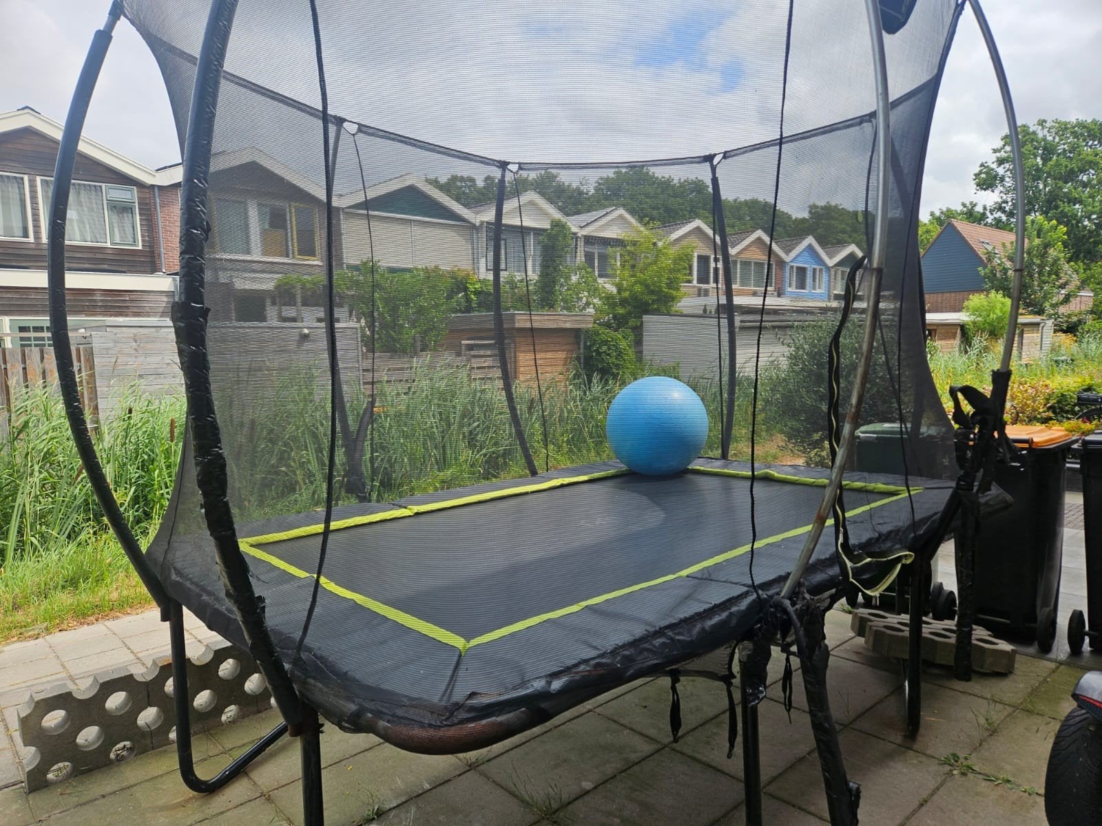 Trampoline met veiligheidsnet, Ophalen, Gebruikt