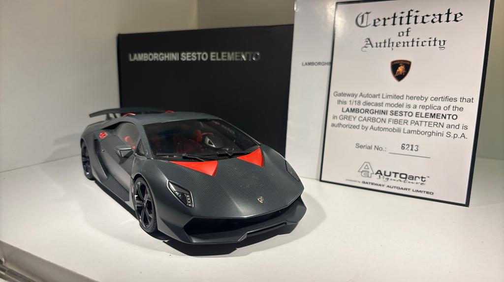 Lamborghini sesto elemento grey autoart 1.18, Overige merken, Auto, Ophalen of Verzenden, A