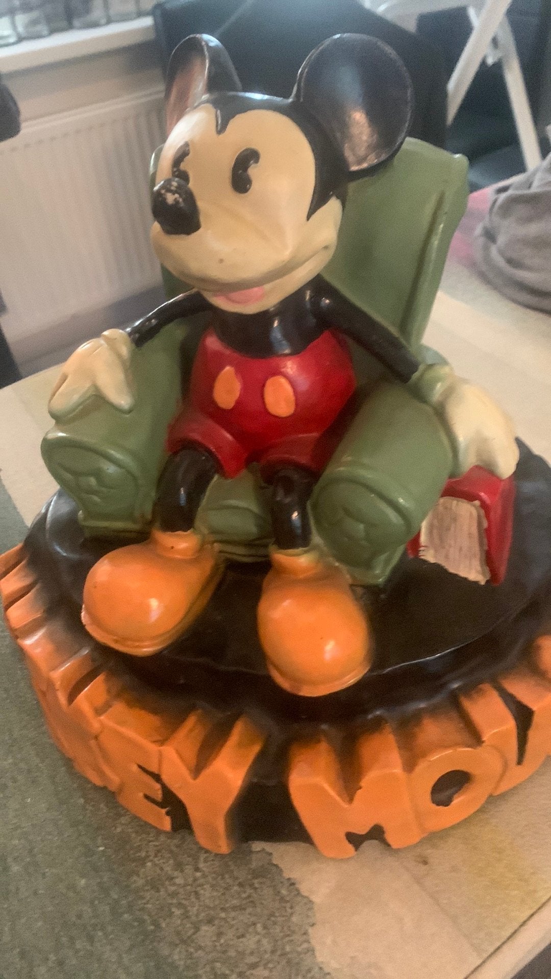 Disney beeld mickey mouse, Ophalen of Verzenden, Mickey Mouse, Zo goed als nieuw, Beeldje of Figuurtje