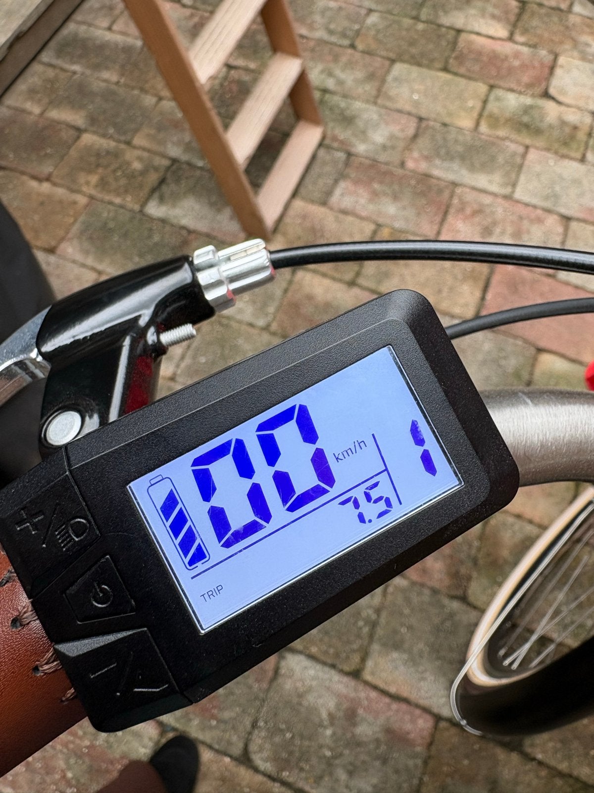 Nieuwe ongebruikte elektrische fiets met krat, Fietsen en Brommers, Elektrische fietsen, Nieuw, 51 tot 55 cm, 50 km per accu of meer