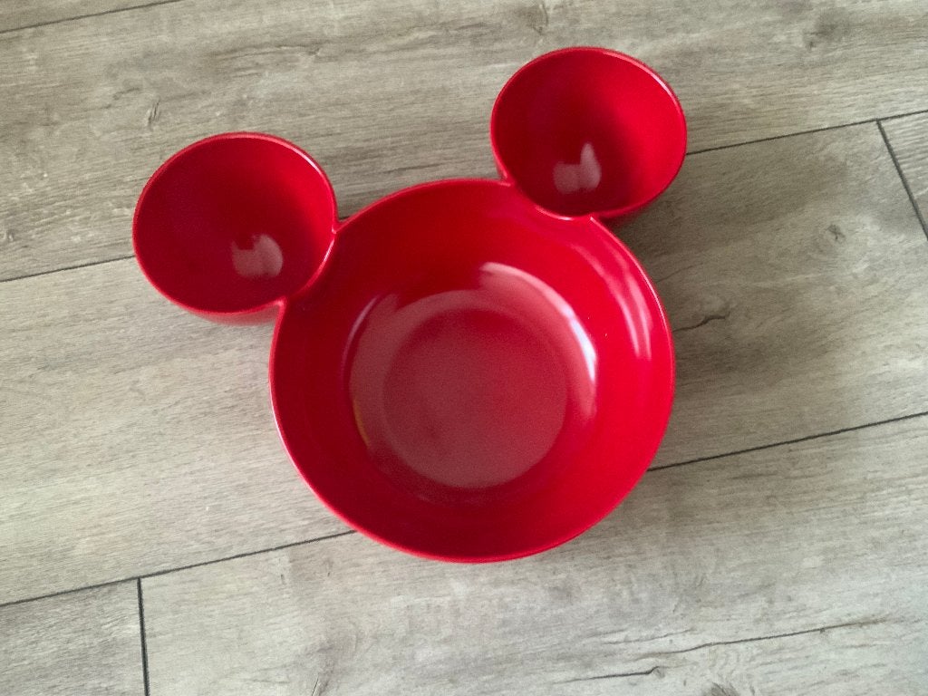 Disneyland Parijs Grote Rode Mickey Schaal, Ophalen of Verzenden, Mickey Mouse, Zo goed als nieuw, Beeldje of Figuurtje