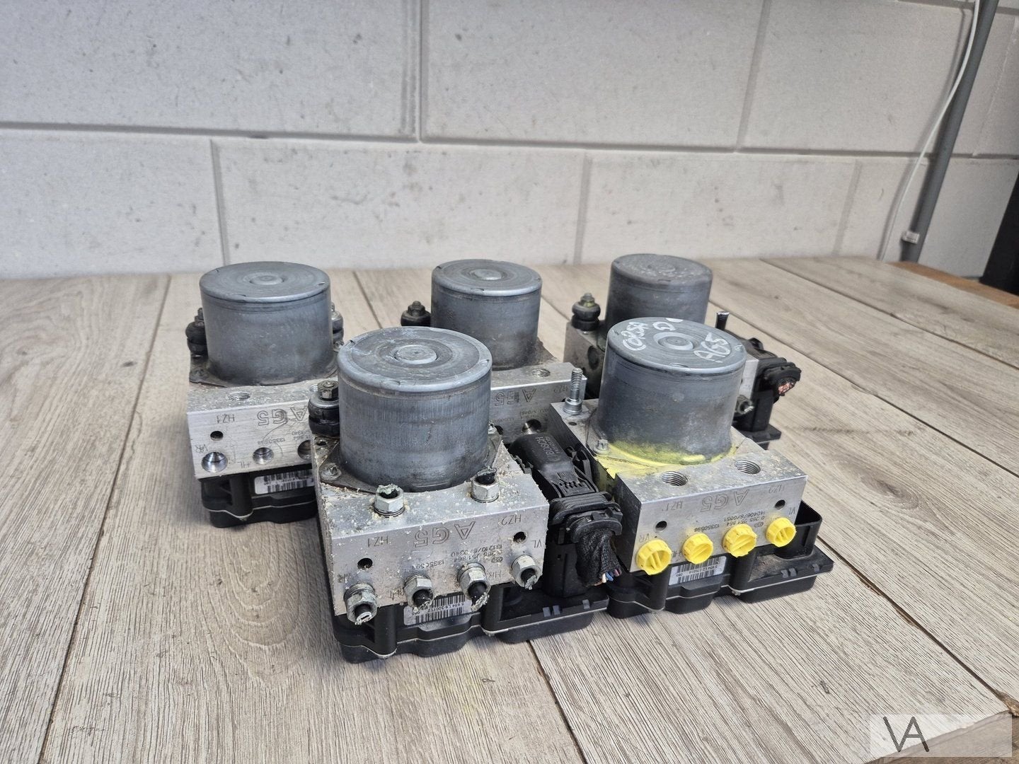 Partij 5 stuks DEFECTE abs pomp Opel Corsa D AG5 13350598, Gebruikt, -, -, Opel