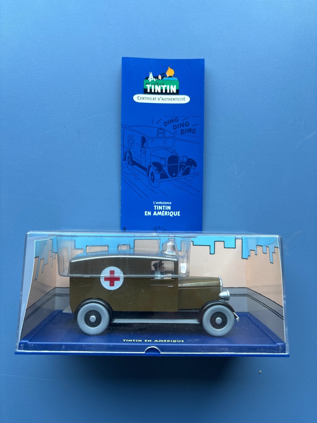 Kuifje Auto 1/43 - L'ambulance de Chicago - Tintin en Amériq, Hobby en Vrije tijd, Modelauto's | 1:43, Ophalen of Verzenden, Nieuw