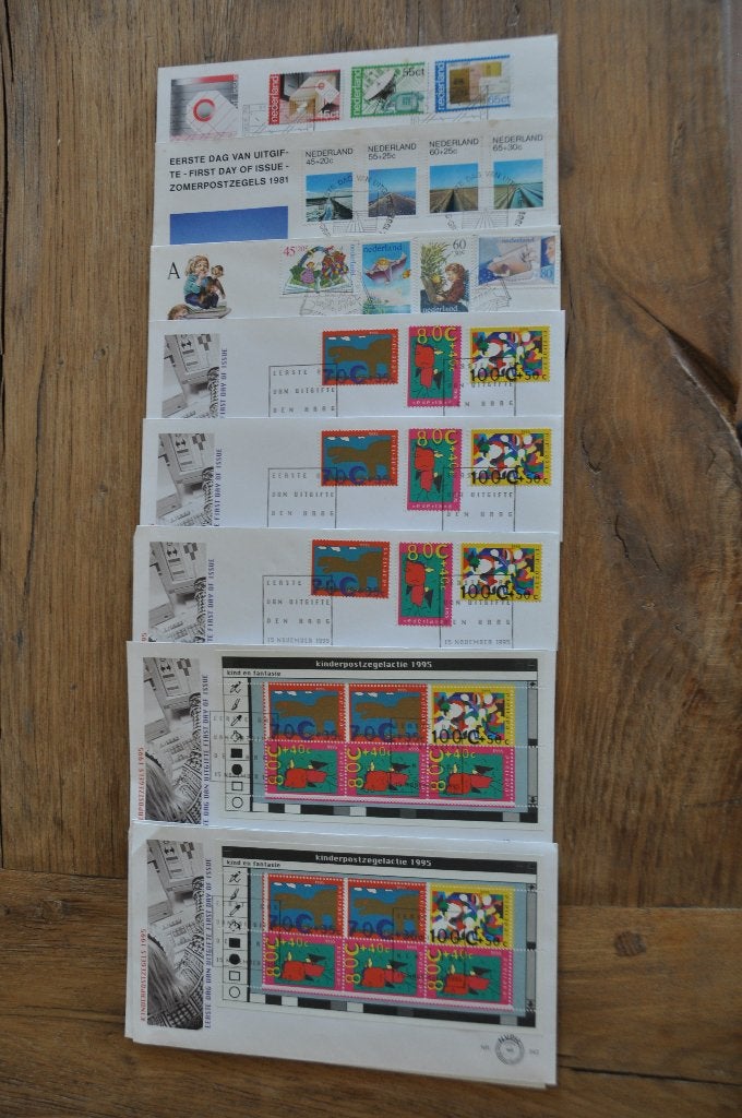 postzegelmapjes en meer, Postzegels en Munten, Ophalen of Verzenden, Na 1940, Postfris