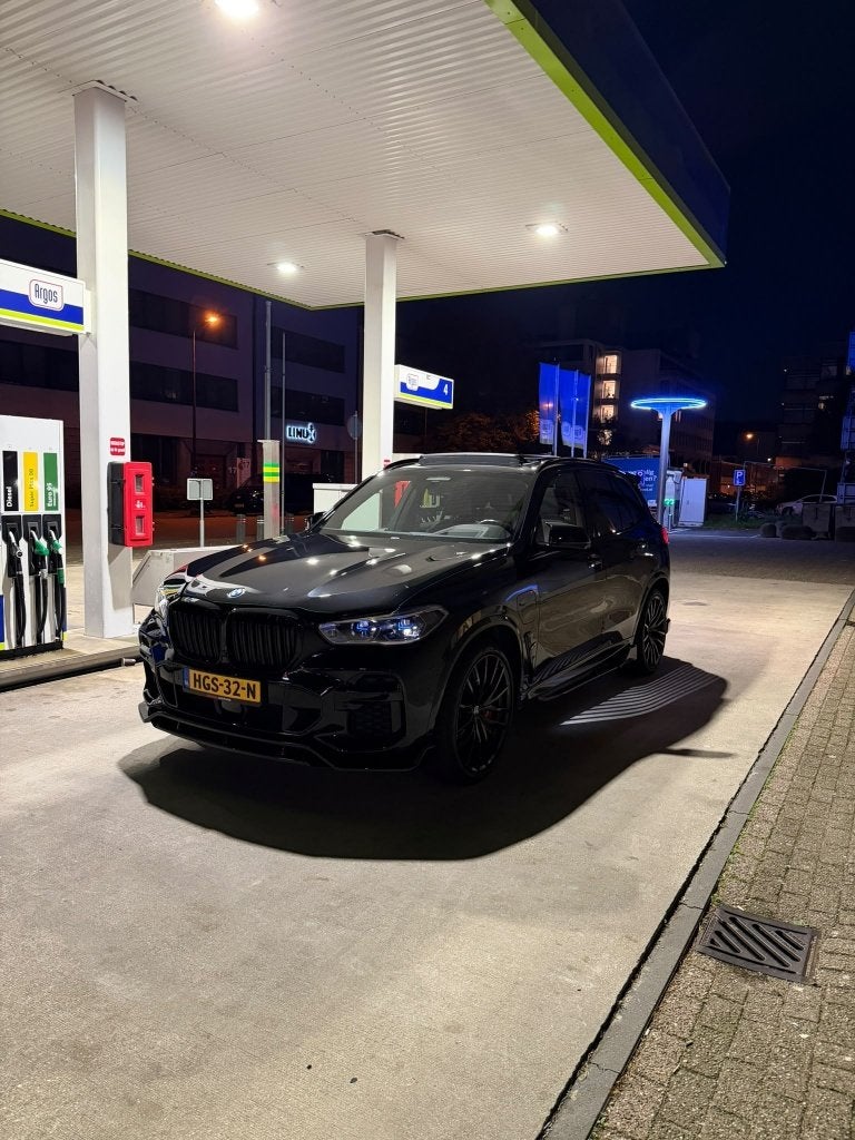 BMW X5 xDrive45e M-sport Pano B&W 22 inch Akrapovich HUD, Automaat, Lane Departure Warning, Zwart, Leder