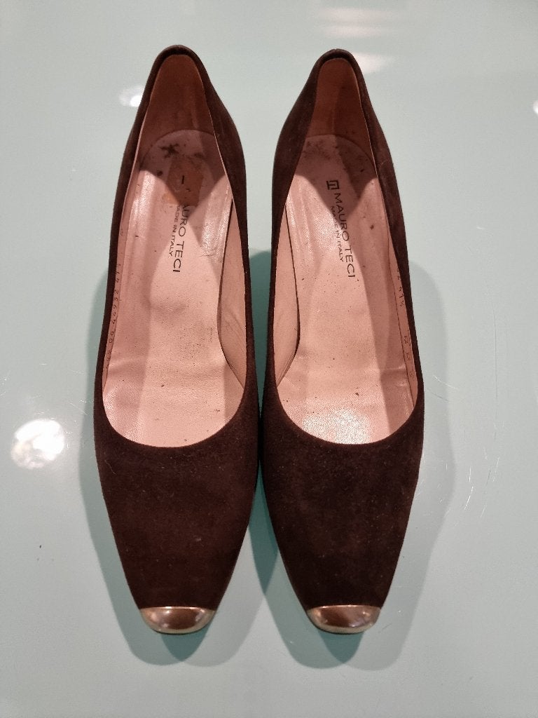 Pumps bruin suede maat 41,5/42. Mauro Teci, Kleding | Dames, Schoenen, Zo goed als nieuw, Pumps, Bruin, Ophalen of Verzenden