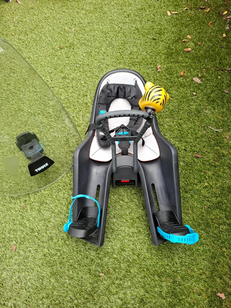 Thule fietsstoel voor voorop, Fietsen en Brommers, Fietsaccessoires | Fietsstoeltjes, Gebruikt, Voorzitje, 0 t/m 13 kg, Voetsteuntjes