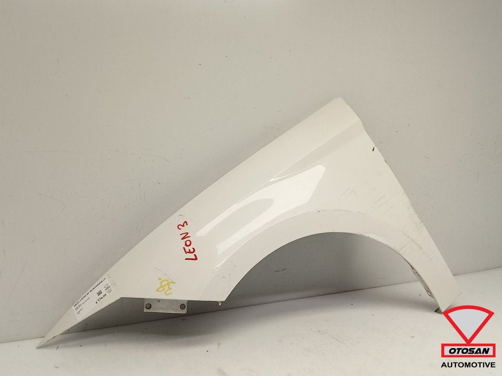 Seat Leon 5F Zijscherm Spatbord Links Voor Origineel!, Gebruikt, Autovia A-2, Km 585 585
08760  Martorell, ES, Links, Ophalen of Verzenden