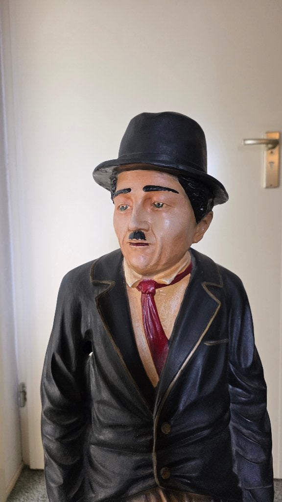 Vintage Charlie Chaplin beeld 100 cm, polyester, 40+ jaar, Ophalen, Gebruikt, Film, Actiefiguur of Pop