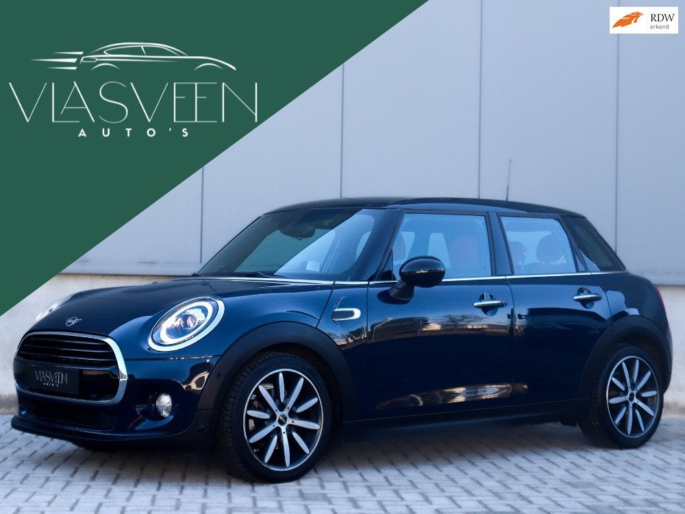 Mini Cooper 5-Deurs 1.5 Automaat | Leder | Xenon| H&K | Head, Auto's, Gebruikt, Euro 6, Blauw, Bedrijf