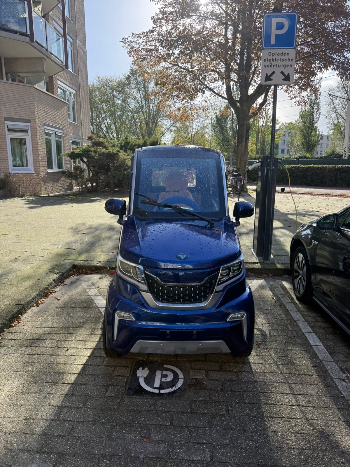 Move vigorious v8 2700+- km Rijbewijsvrij overdekt, Ophalen, Zo goed als nieuw, 46 km of meer, 16 km/u of meer