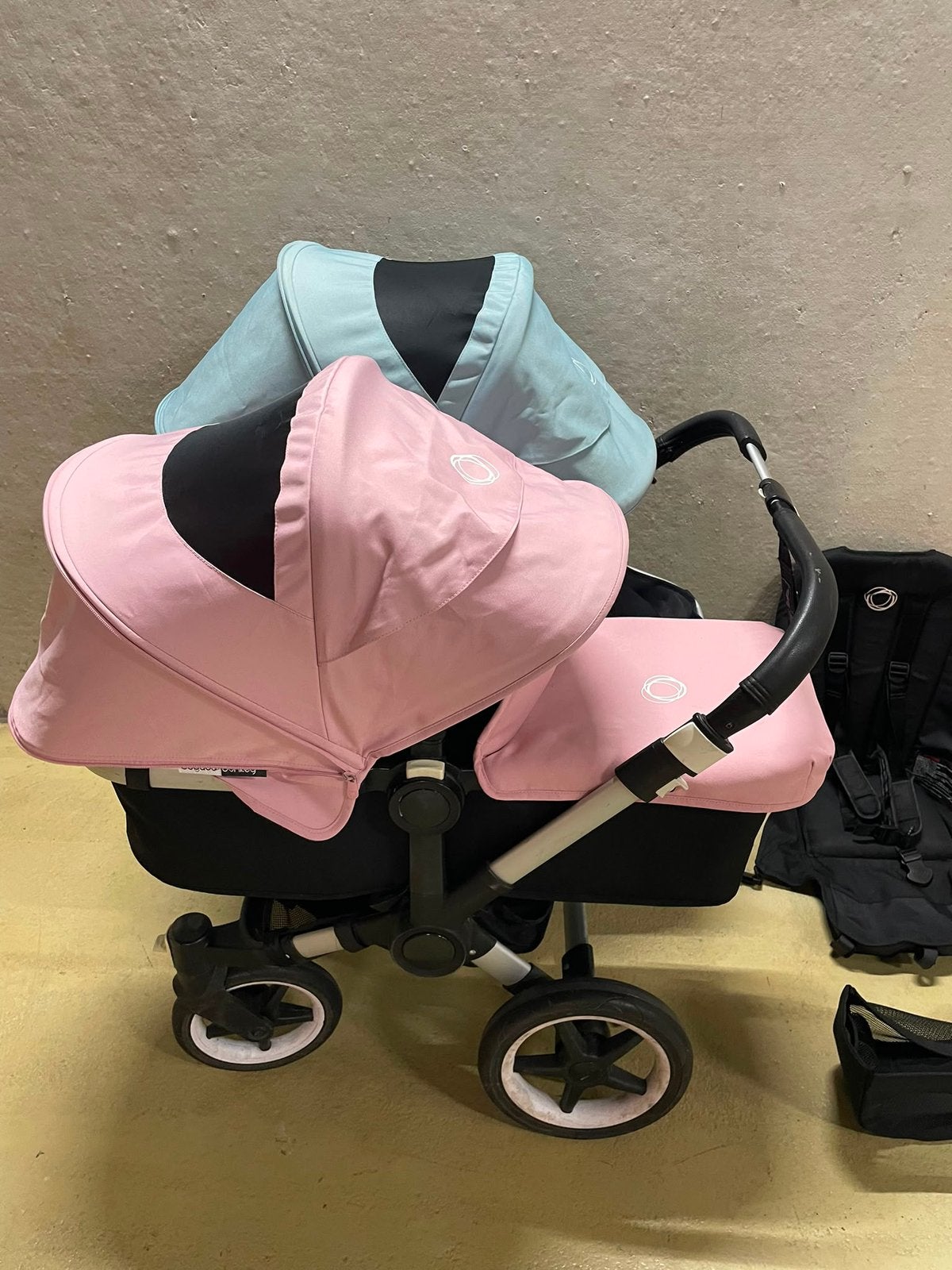 Bugaboo donkey 2-3 duo, Kinderen en Baby's, Kinderwagens en Combinaties, Support@bugaboo.com, Gebruikt, Bugaboo, Ophalen of Verzenden