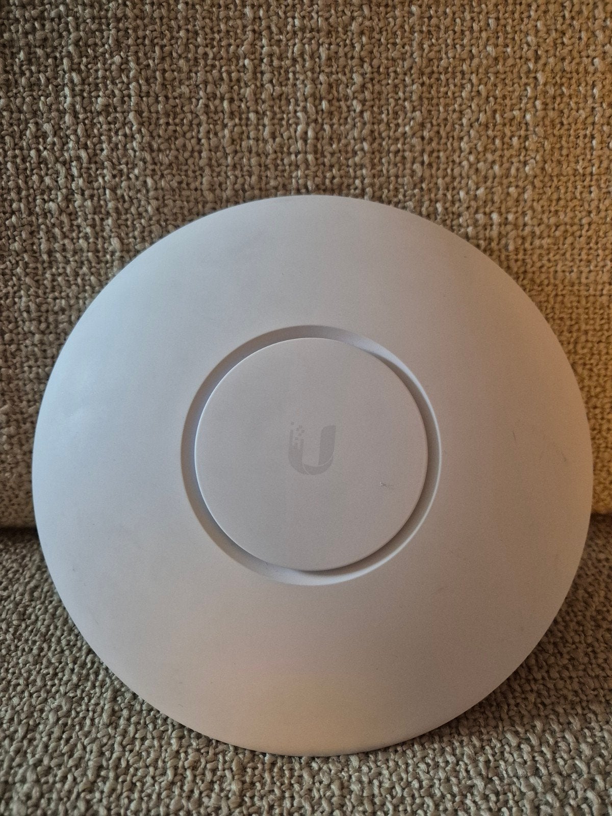 Ubiquiti UniFi AP-AC-PRO – WiFi Access Point + muurbeugel, Computers en Software, Accesspoints, -, -, Ubiquiti UniFi, Ophalen of Verzenden